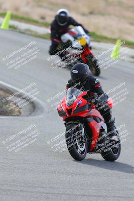 media/Mar-05-2023-TrackXperience (Sun) [[a95d40e56a]]/Group 2/session 2 turn 4/